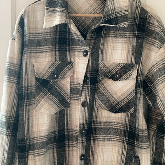 Plaid Jacket - Picture 4 of 6